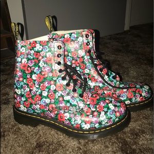 Floral Dr. Martens size 10